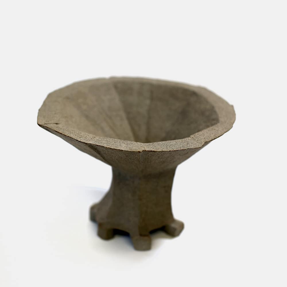 BURG – Gefäss, umkehrbar, Ton gebrannt, teilweise glasiert, 17x23x23cm, 2020