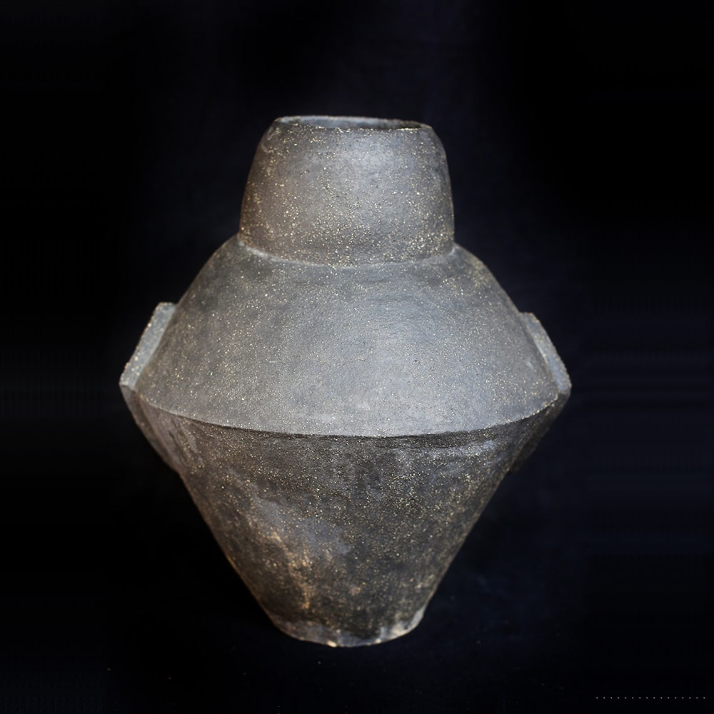 VORRAT – Gefäss, Ton gebrannt, innen glasiert, 42x30x30cm, 2022