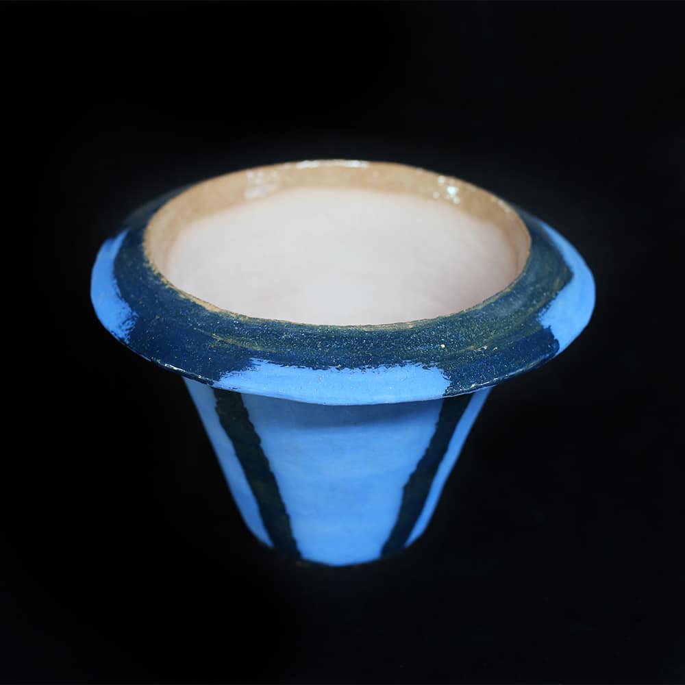 VASE BLAU – Gefäss Ton gebrannt, teilweise glasiert, 31x21x21cm, 2022