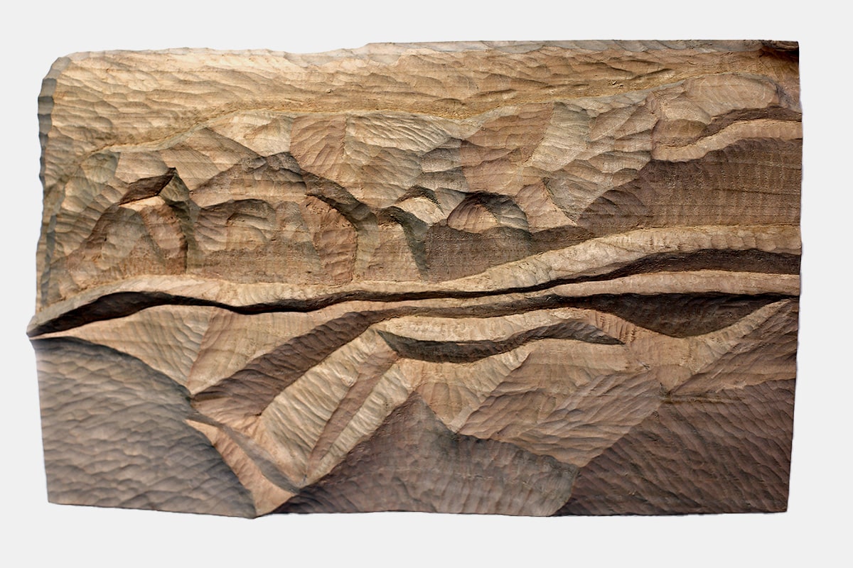 BERG 5, Ansicht 2 – Lindenholz, 28x45x4cm, 2023
